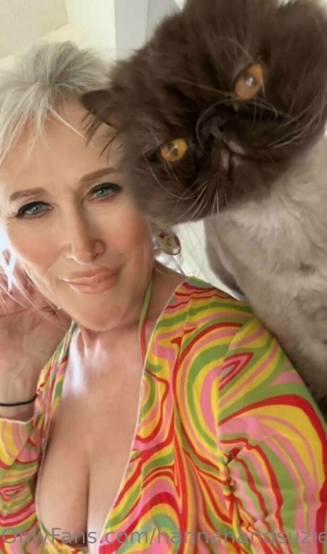 hannahandsuzie Profile pic