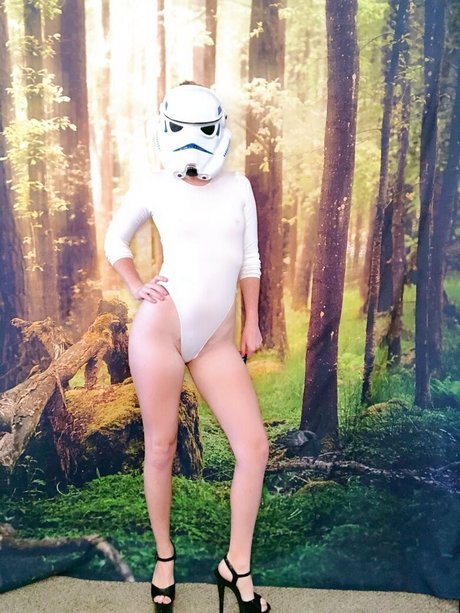 lilyevansmfc nude onlyfans leak