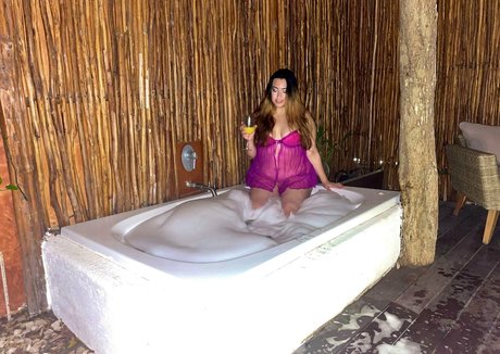 penelopeland onlyfans picture