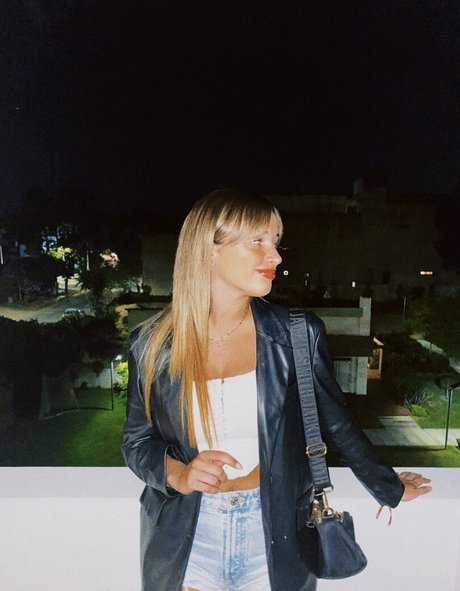 belonly only fans photos