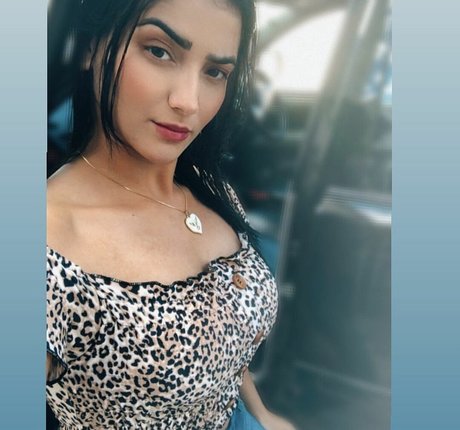 Gabriela Batista Torres onlyfans topless
