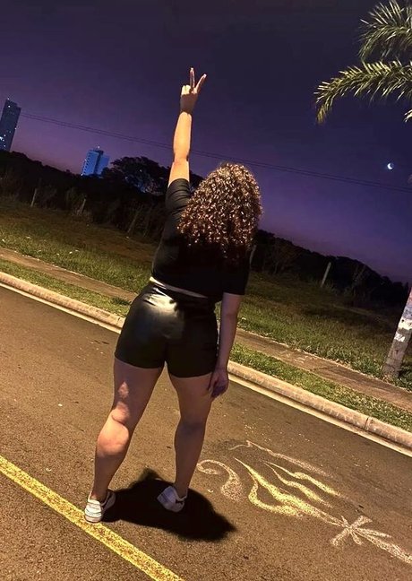 Maria T onlyfans posts