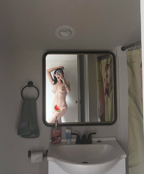 Anna Nicole Spliff onlyfans nide