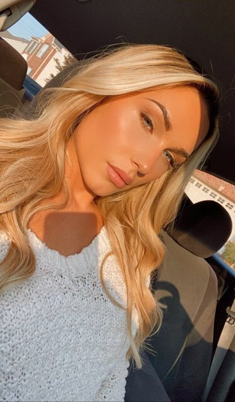 Dezmin Schubel nudes onlyfans leak