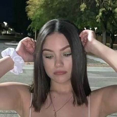 Wendy Chavez onlyfans nude porn