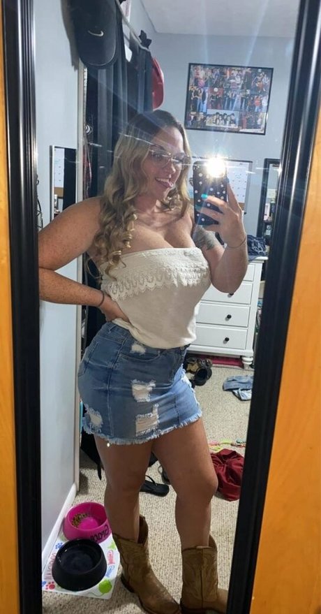 Raelyne Summeier onlyfans leak