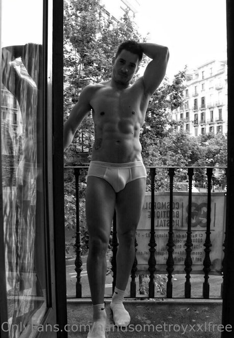 handsometroyxxlfree onlyfans leaked dirtyship