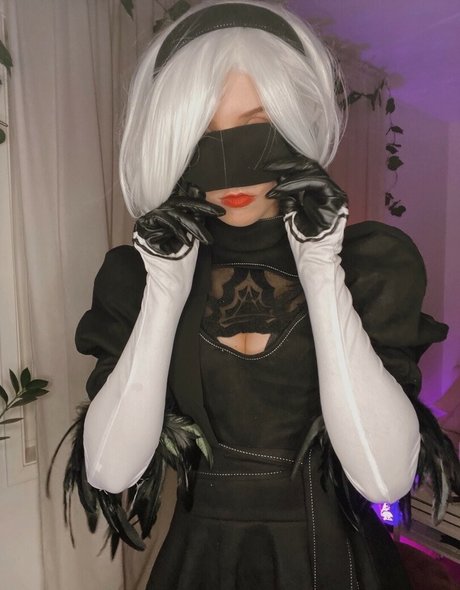 Apollolol nude onlyfans