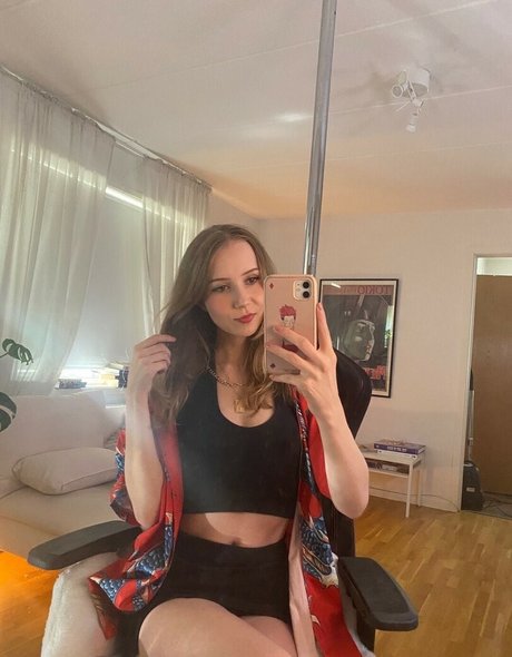 Apollolol onlyfans leaks.