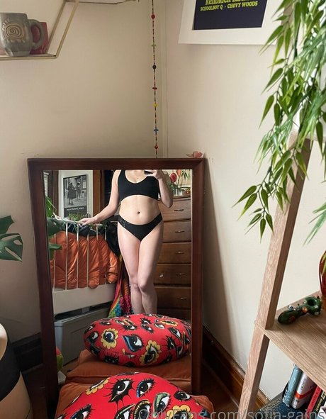 sofia gains naked onlyfans leak