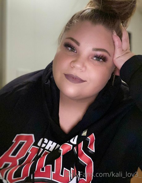 kali lov3_ onlyfans lesk