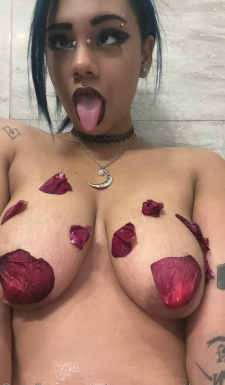 censorworthyyy strip onlyfans