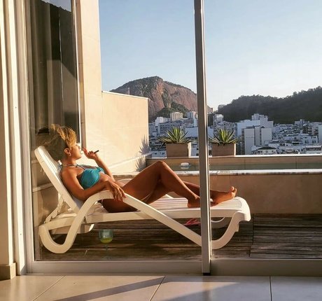 Rubia Gabi onlyfans porno