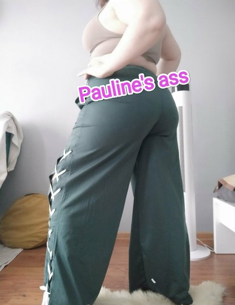 paulinesass onlyfans nude pics