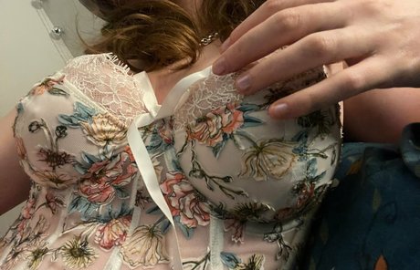 fakekneecaps onlyfans leak free