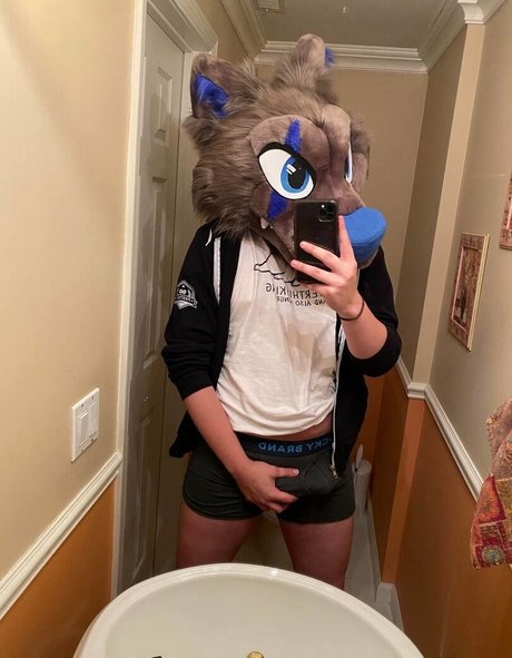 glitchyfur leaked onlyfans nude