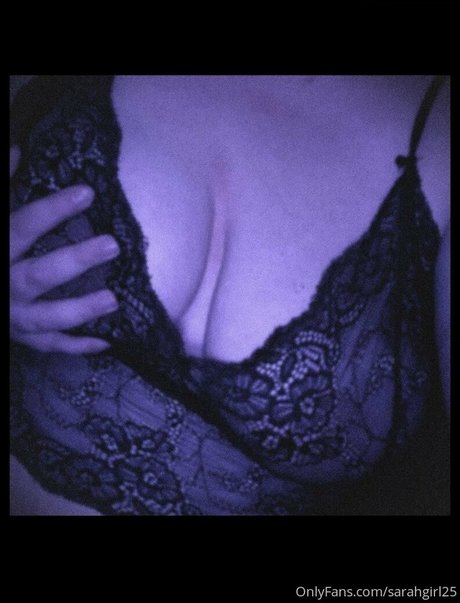 sarahgirl25 tits onlyfans