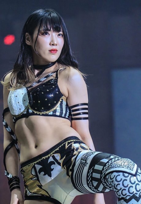 WomenJoshi boobs onlyfans