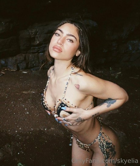 skyelia onlyfans lesk