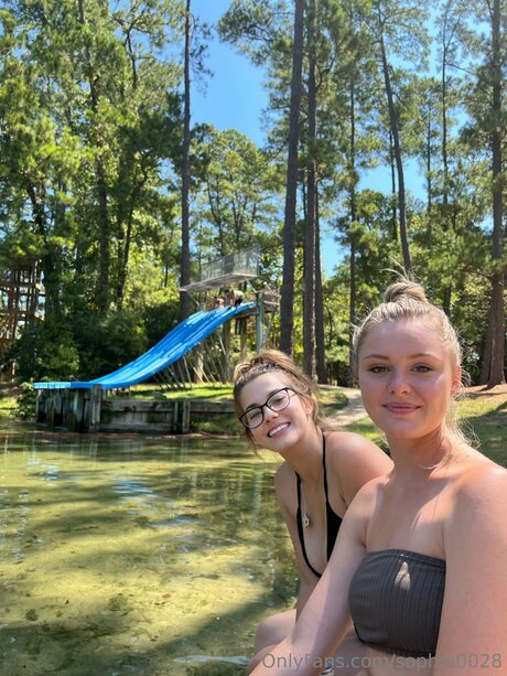 sophie0028 onlyfans explicit content