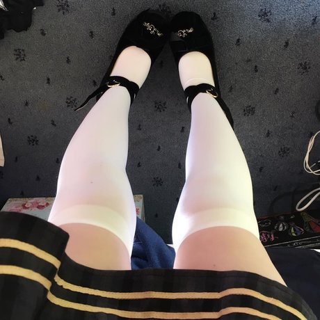 Tsuruko The Alien only fans leaks