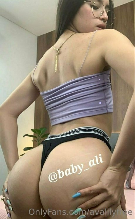 avalilyfree only fans