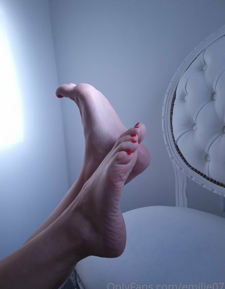 emilie07 onlyfans porn leak