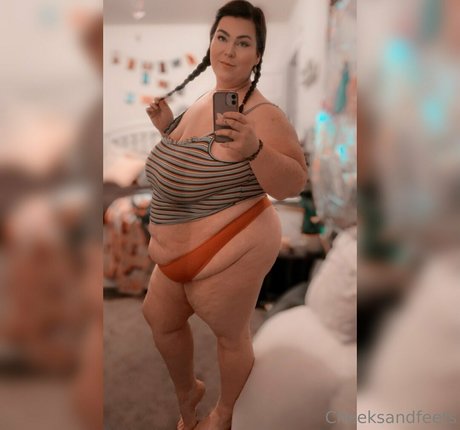 cheeksandfeetsfree onlyfans leams