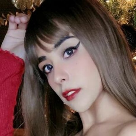 PINKU Cosplay onlyfans leams