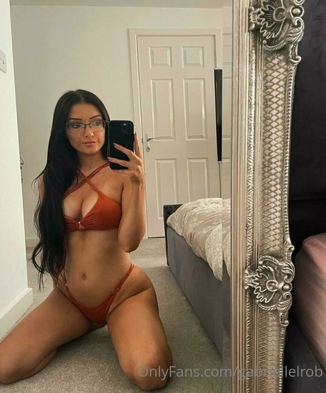 Gabrielle Louise onlyfans nude porn