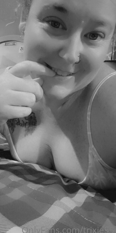 trixie55 topless onlyfans