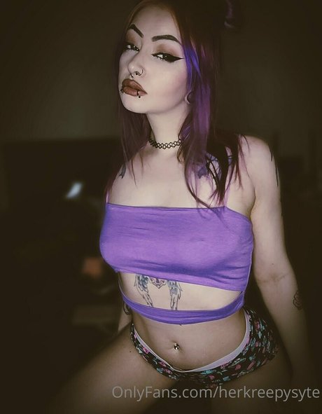 herkreepysyte onlyfans ass