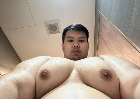 theearthkit onlyfans hot