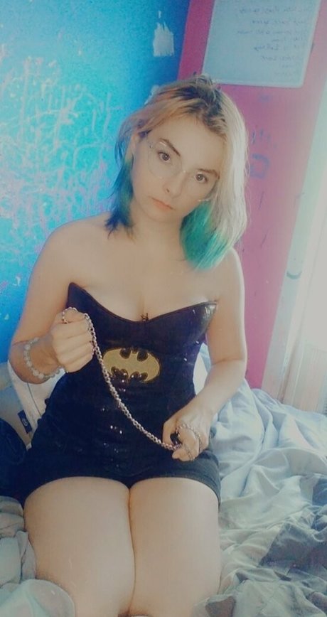 pretty pink phoenyx free onlyfans nude pics