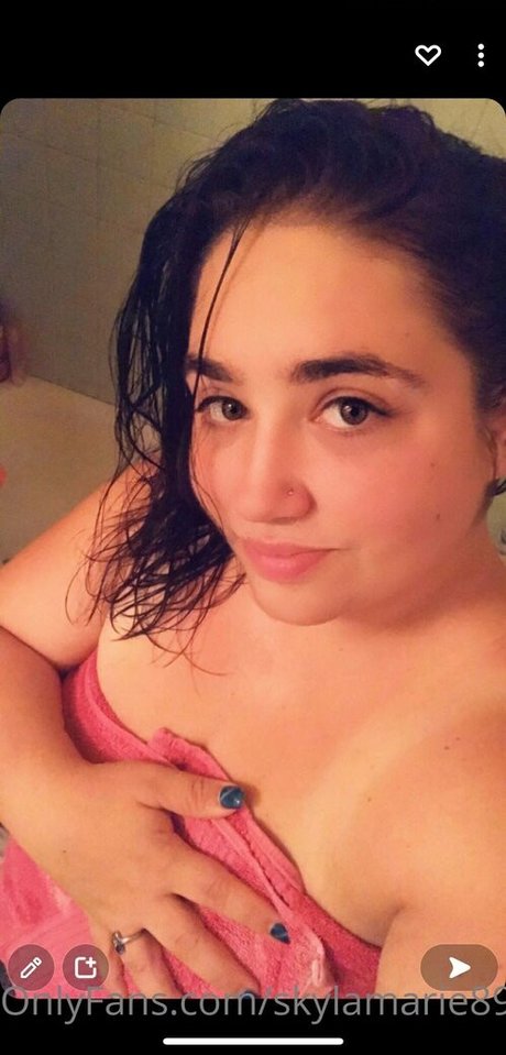 skylamarie89 onlyfans photos