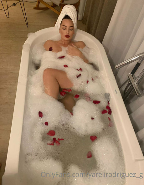yarelirodriguez g onlyfans nudes