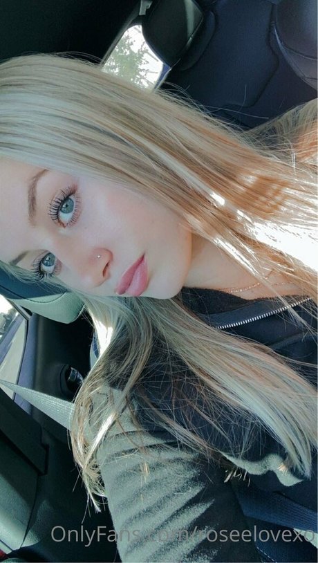 roseelovexo pics onlyfans