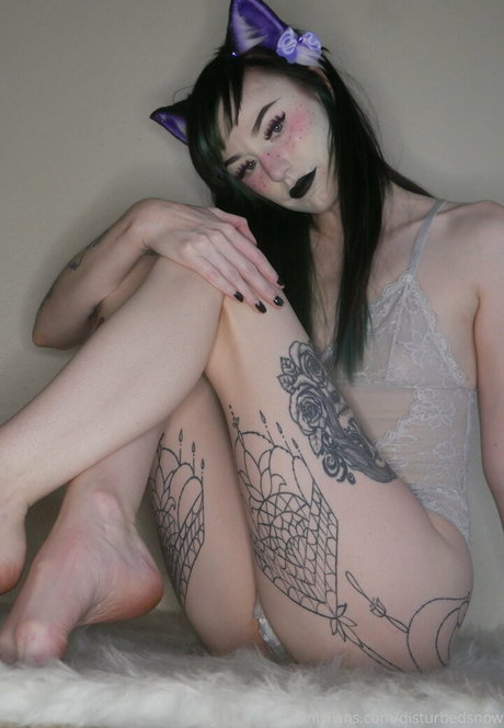 disturbedsnow onlyfans ass