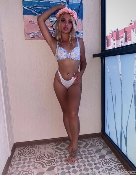 bellacherry69 onlyfans sextape