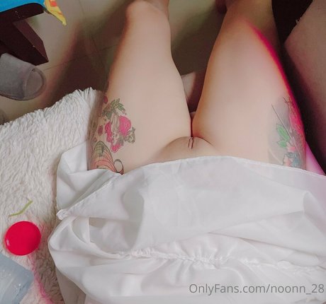 noonn 28 onlyfans nude content