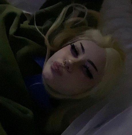 pipssqueakss pics onlyfans