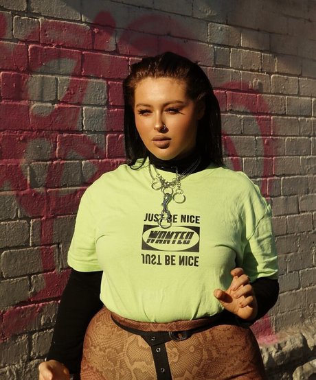 Holly Marston only fans leaks