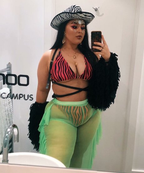 Holly Marston leaked onlyfans photos