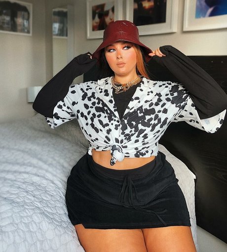 Holly Marston onlyfans archive