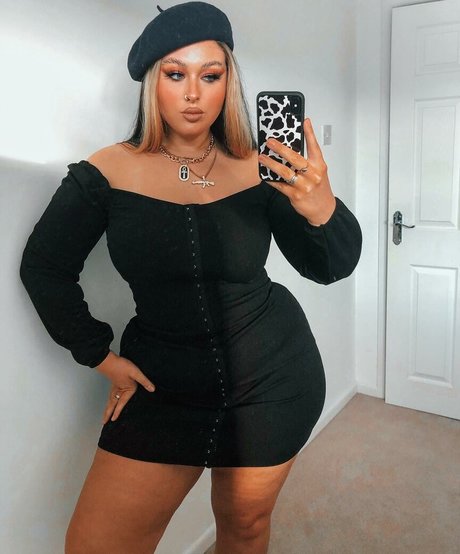 Holly Marston onlyfans archive