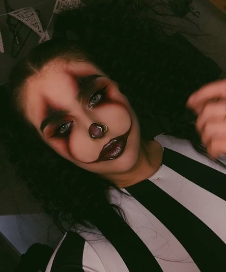 Holly Marston onlyfans free