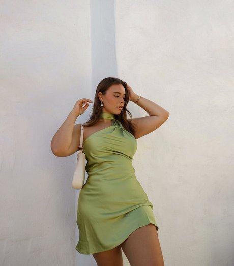 Venezia Cruz onlyfans xx