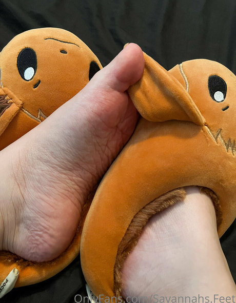 savannahs feet onlyfans topless