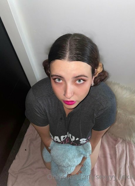 sexyyy lexiii hot onlyfans