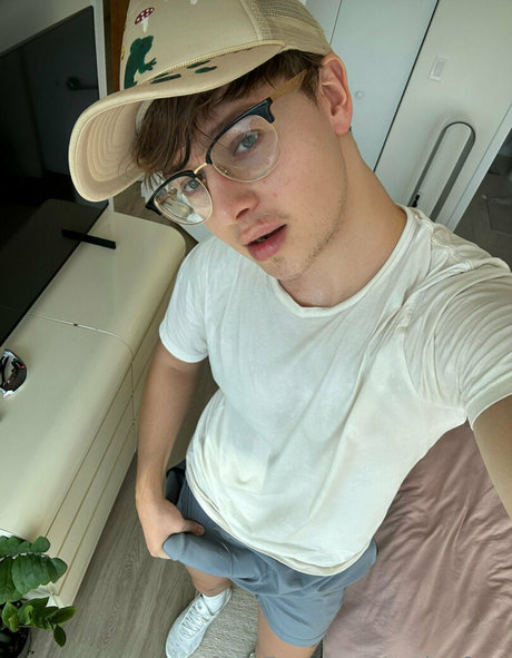 cadenfree onlyfans pics